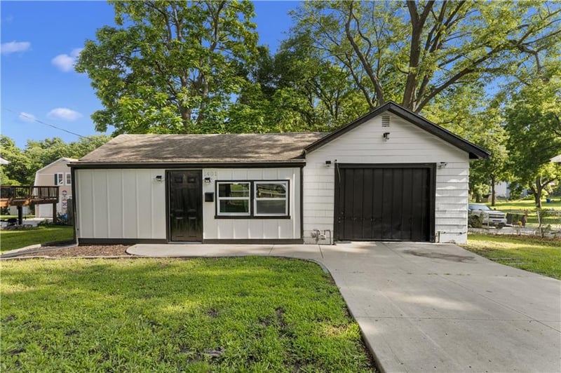 1401 NE 70th Ter, Gladstone, MO 64118