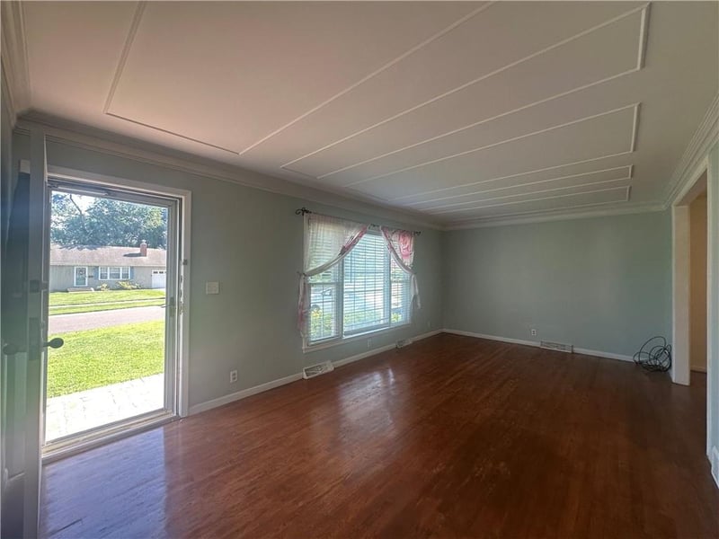 7300 89th Ter, Overland Park, KS 66212