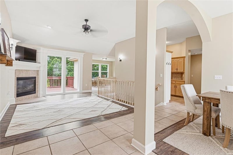 1305 Graystone Cir, Grain Valley, MO 64029