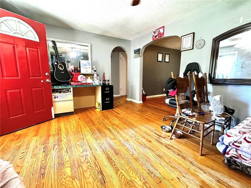 4322 Oakland Ave, Kansas City, KS 66102
