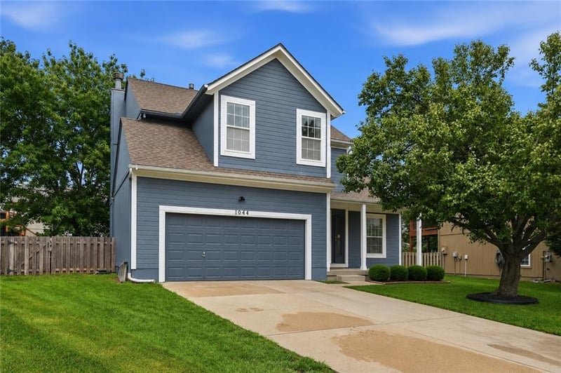 1044 Troost Ave, Olathe, KS 66061