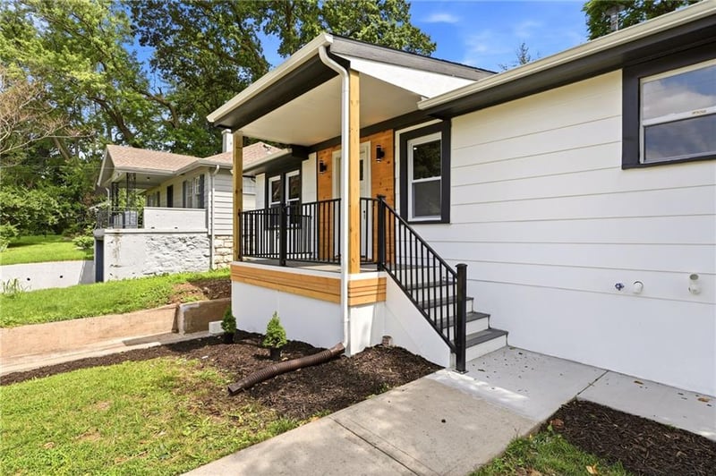 3241 42nd Ave, Kansas City, KS 66103