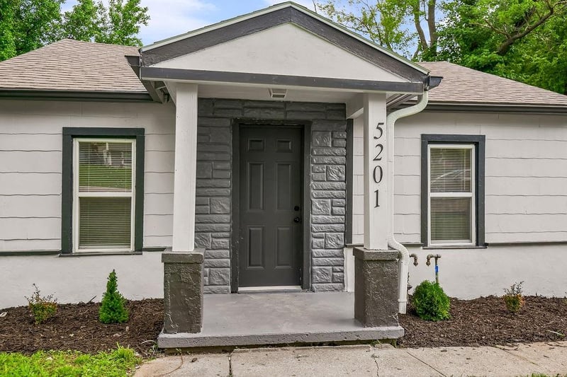 5201 NE 45th Ter, Kansas City, MO 64117
