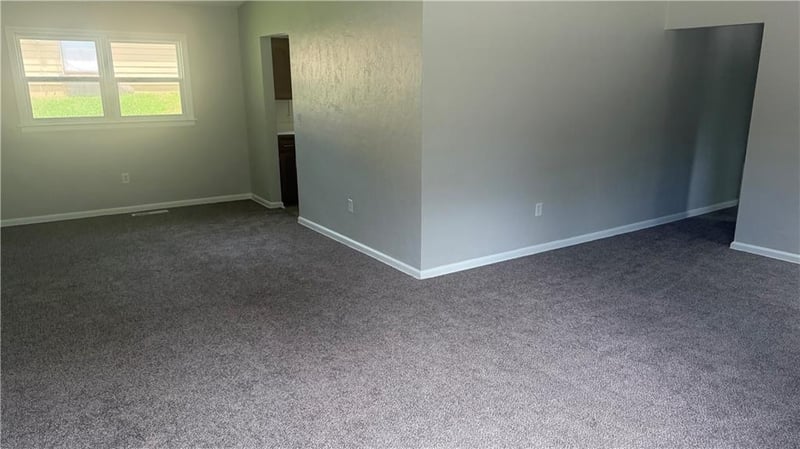 809 Anderson St, Warrensburg, MO 64093
