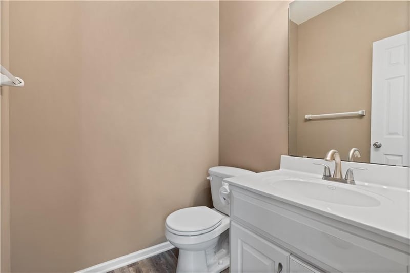 18528 Cherry Ct, Gardner, KS 66030