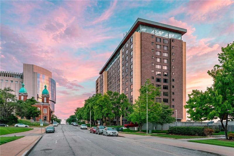 600 8th St #3L, Kansas City, MO 64106