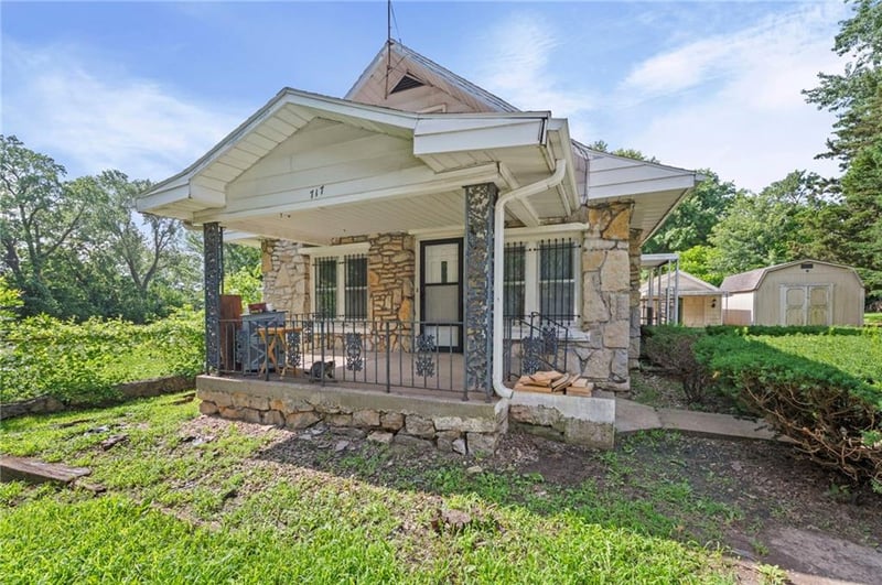 717 E Kansas Ave, Independence, MO 64050
