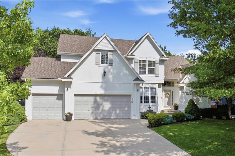 14059 Gallery St, Olathe, KS 66062