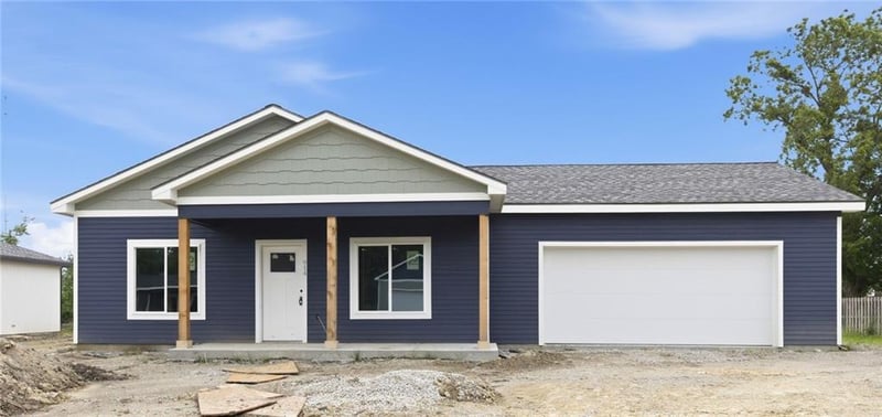 914 5th Street Ter, Osawatomie, KS 66064