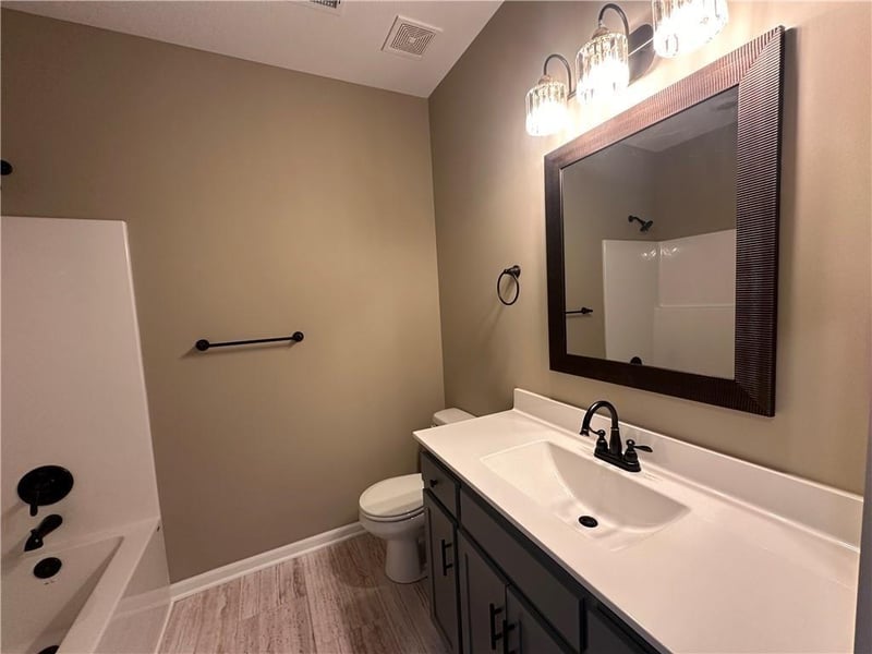1102 Oak St, Plattsburg, MO 64477