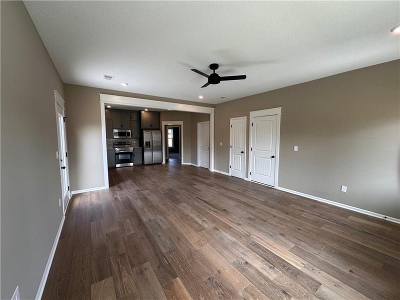 1102 Oak St, Plattsburg, MO 64477