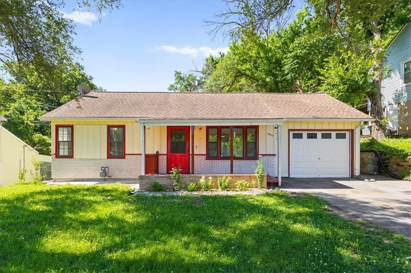 4905 Oakland Ave, Kansas City, KS 66102