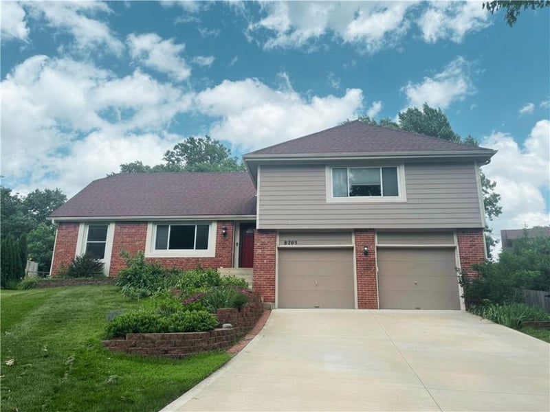 8203 Hauser St, Lenexa, KS 66215