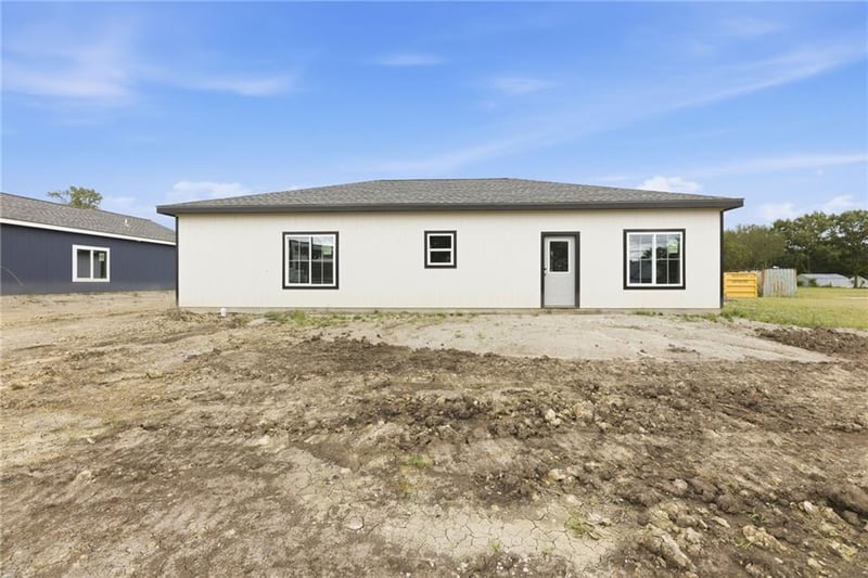 920 5th Street Ter, Osawatomie, KS 66064