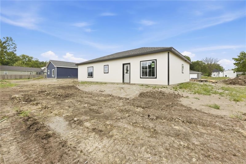 920 5th Street Ter, Osawatomie, KS 66064