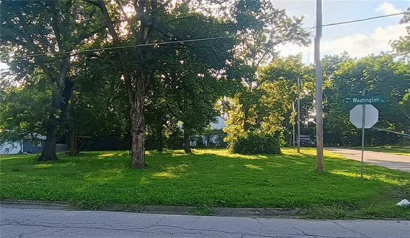 1606 Washington St, Nevada, MO 64772