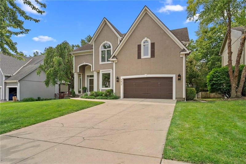 7817 W 147 Ter, Overland Park, KS 66223