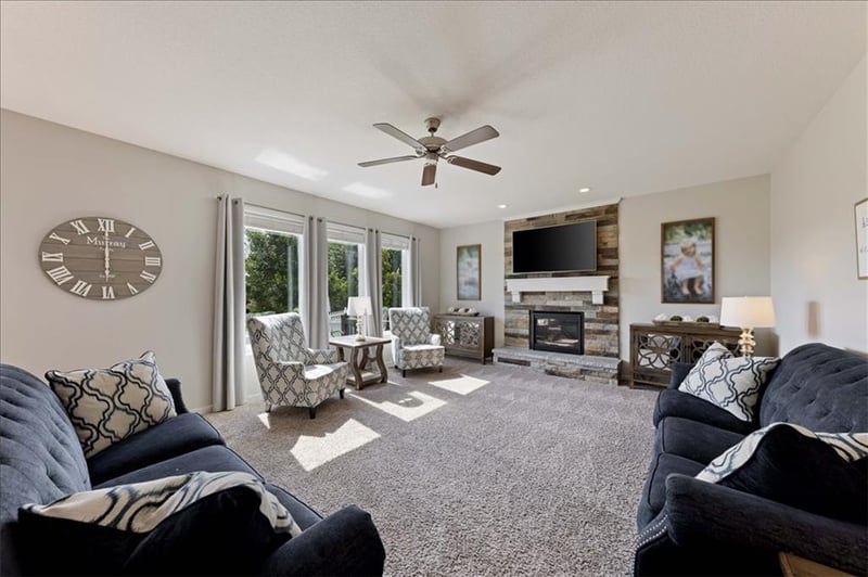 390 Cedar Hills St, Olathe, KS 66061
