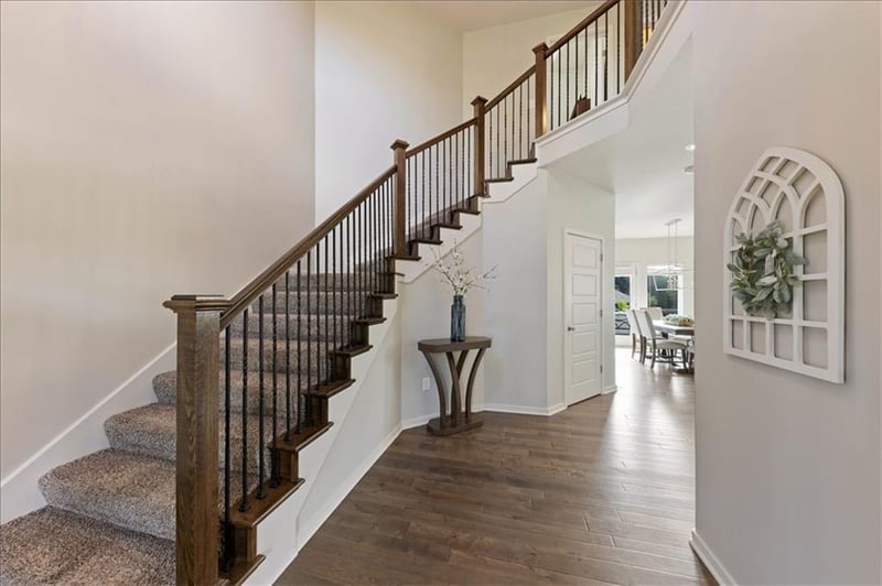 390 Cedar Hills St, Olathe, KS 66061
