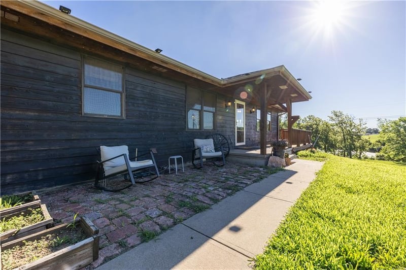 20449 Us 169 Hw, St Joseph, MO 64505