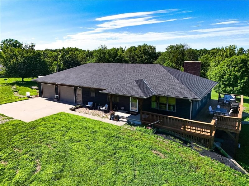 20449 Us 169 Hw, St Joseph, MO 64505