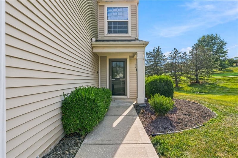 5415 Mercier Ave, Kansas City, MO 64118