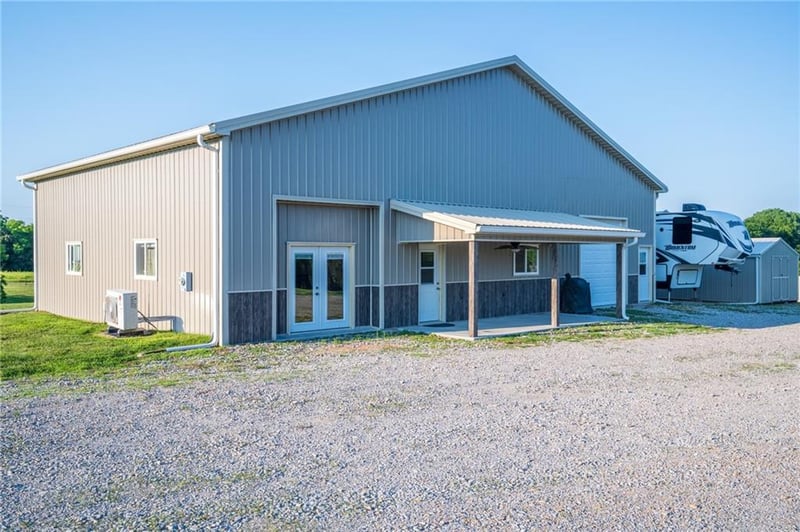 2952 Hedge Rd, Maysville, MO 64469