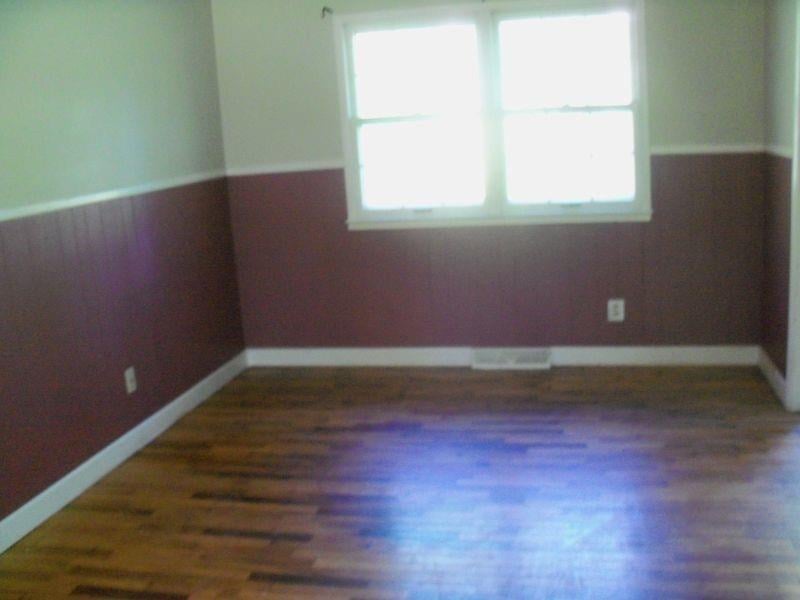 1222 Safari Dr, St Joseph, MO 64506
