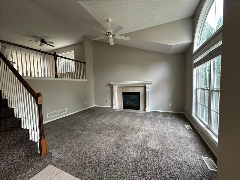 17571 162nd St, Olathe, KS 66062