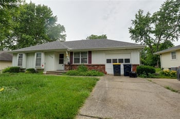 11016 Stark Ave, Kansas City, MO 64134