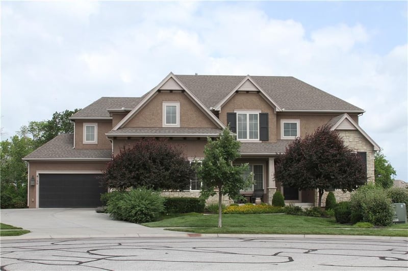 8130 Millridge St, Lenexa, KS 66220