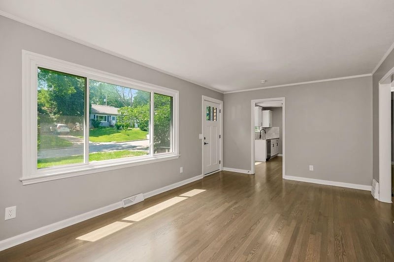 4921 Briar St, Roeland Park, KS 66205