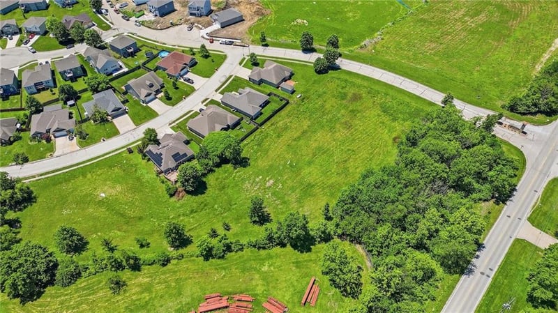 Tuscany Pw, Peculiar, MO 64078