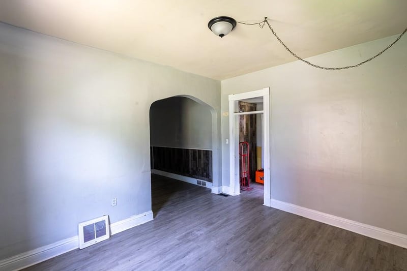 3010 Felix St, St Joseph, MO 64501