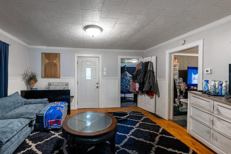 209 Nebraska Ave, St Joseph, MO 64504