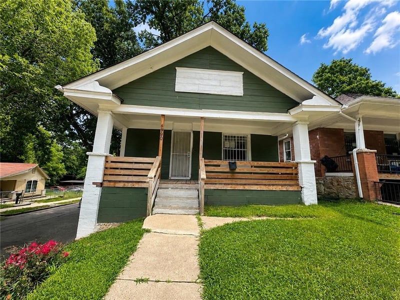 4900 23rd St, Kansas City, MO 64127
