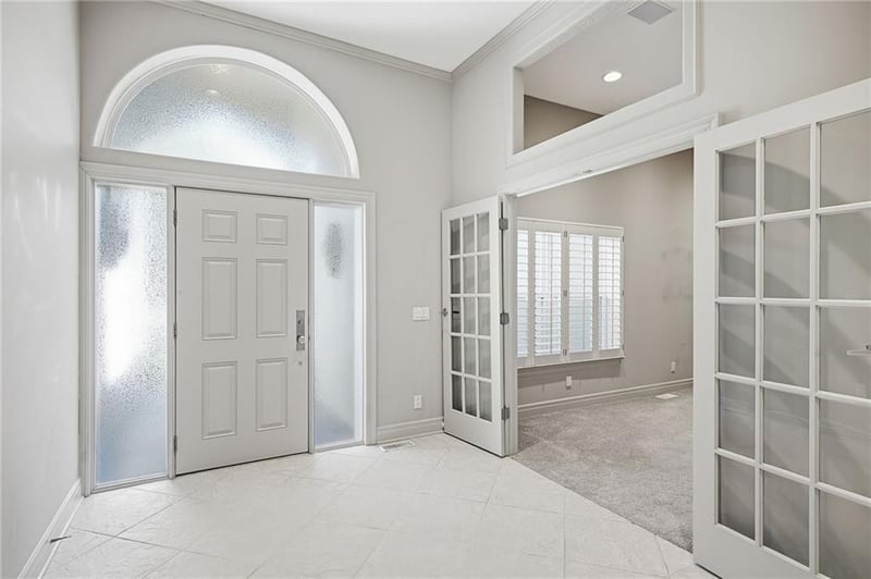 4989 W 150th Pl, Leawood, KS 66224