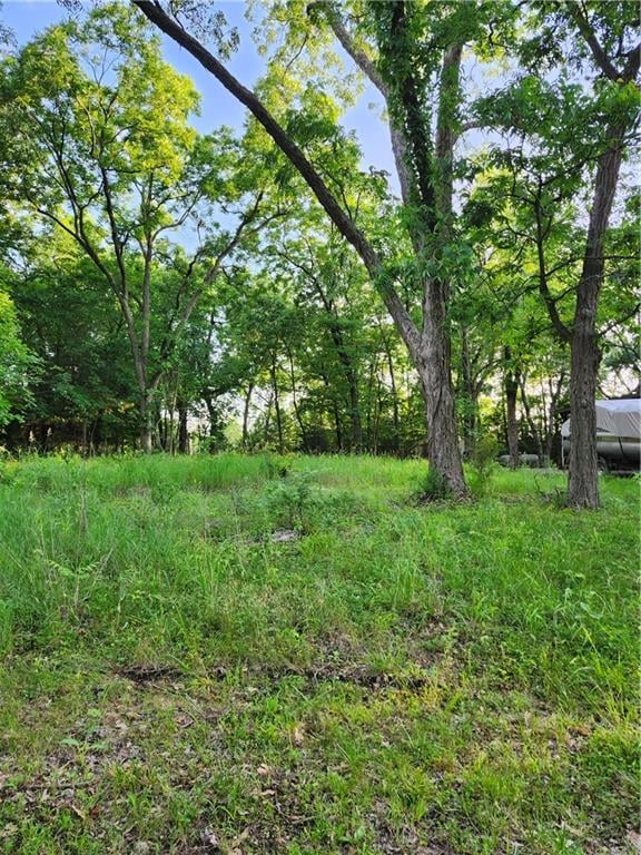 18 Sunset Cir, Linn Valley, KS 66040