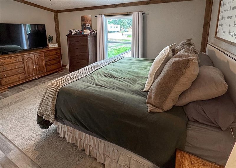 21 Buckskin Dr, Linn Valley, KS 66040
