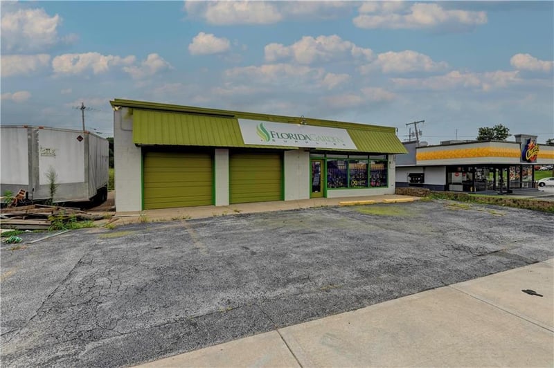 11510 Blue Ridge Blvd, Kansas City, MO 64134