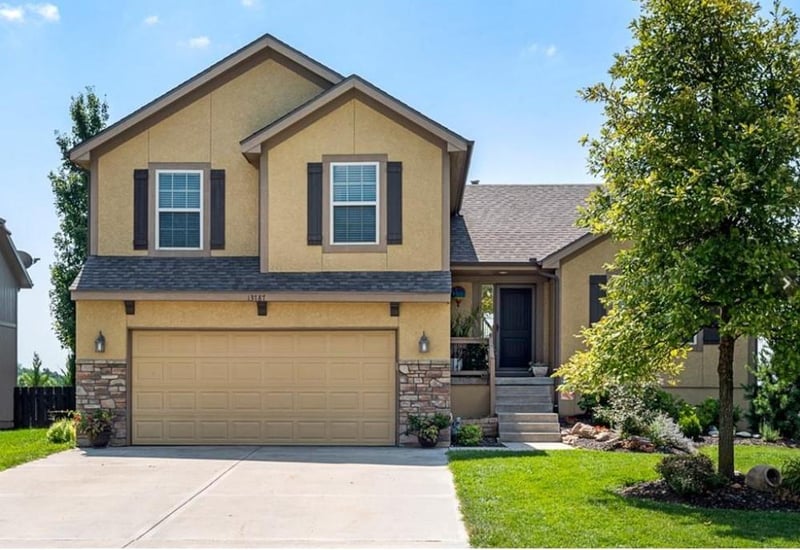 13787 Valleyview Way, Bonner Springs, KS 66012