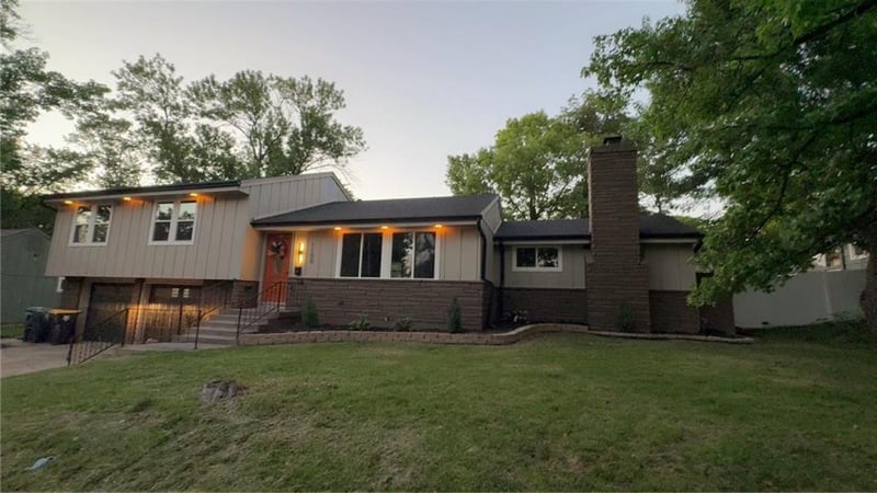 1100 89 St, Kansas City, MO 64114