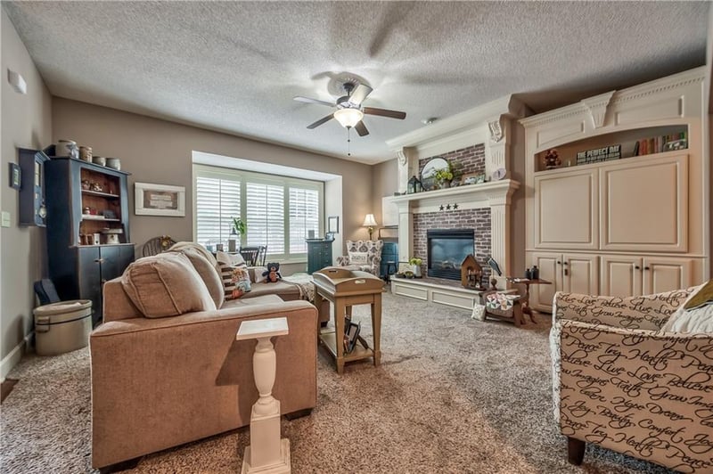 16079 Brookfield St, Olathe, KS 66062