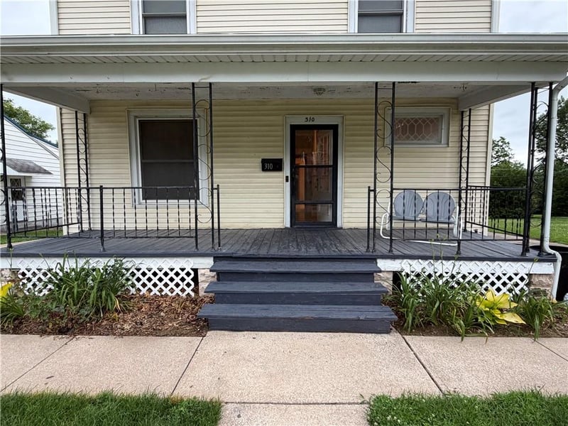 310 Walnut St, Maryville, MO 64468