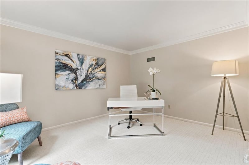 7905 Mullen Rd, Lenexa, KS 66215