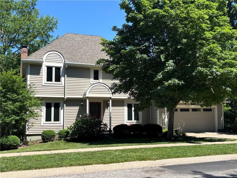 7905 Mullen Rd, Lenexa, KS 66215