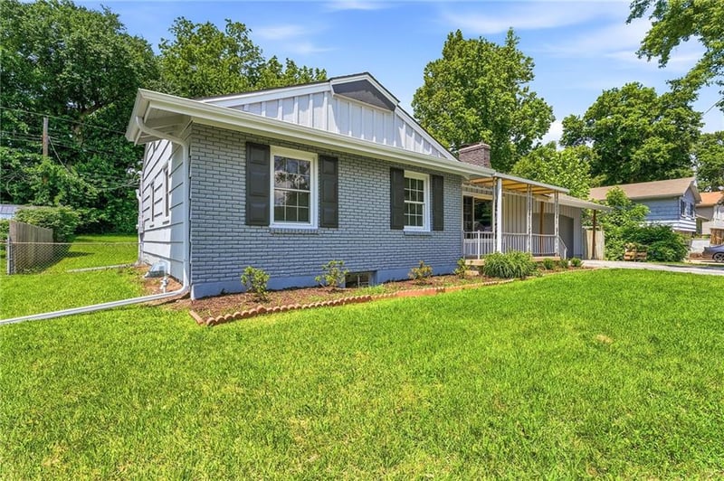 7920 Elm Ave, Raytown, MO 64138
