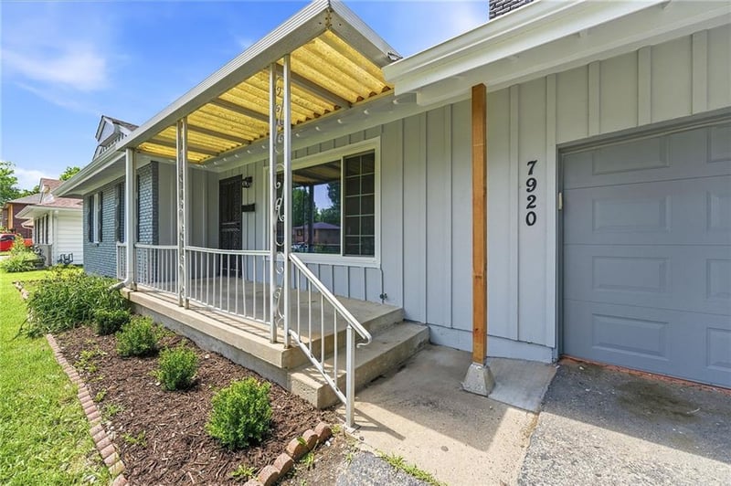 7920 Elm Ave, Raytown, MO 64138