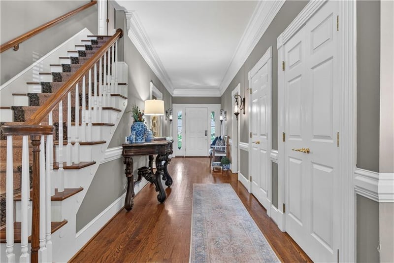 11012 Buena Vista St, Leawood, KS 66211