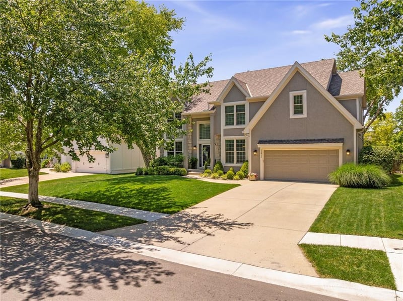 12814 Reeder St, Overland Park, KS 66213